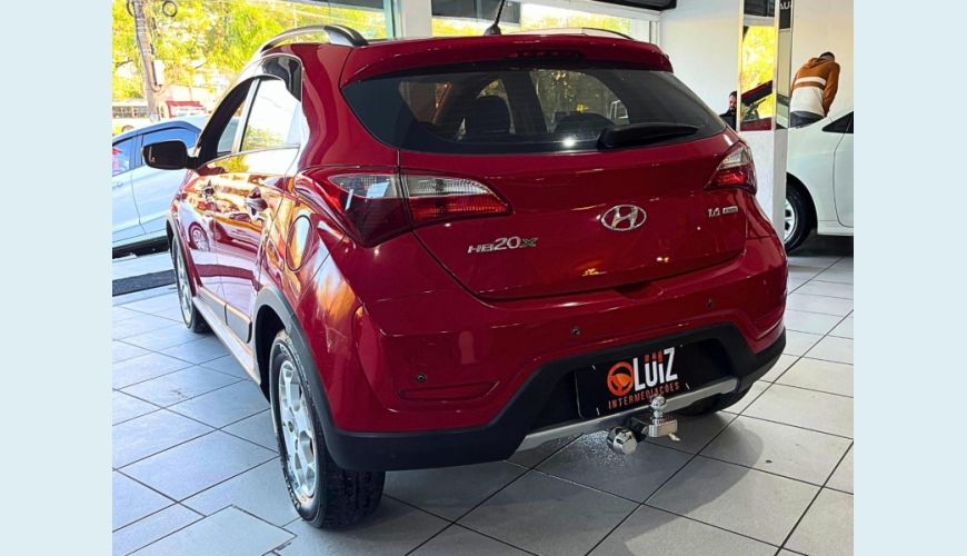 HYUNDAI HB 20X 1.6M STYLE - VERMELHO - 2015 Foto 2 (Grande)