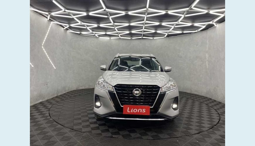 NISSAN KICKS SENSE 1.6 FLEX AUT. - PRATA - 2022 Foto 2 (Grande)