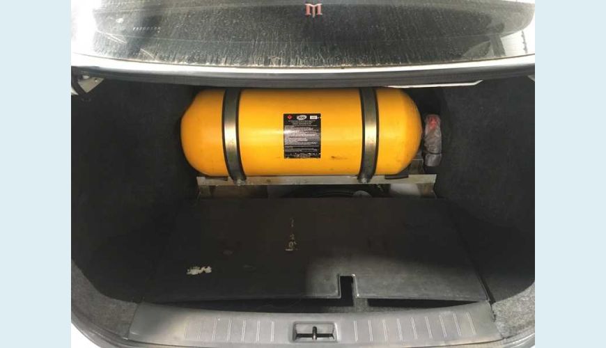 NISSAN SENTRA SL 2.0 16V CVT FLEX - BRANCO - 2015 Foto 2 (Grande)