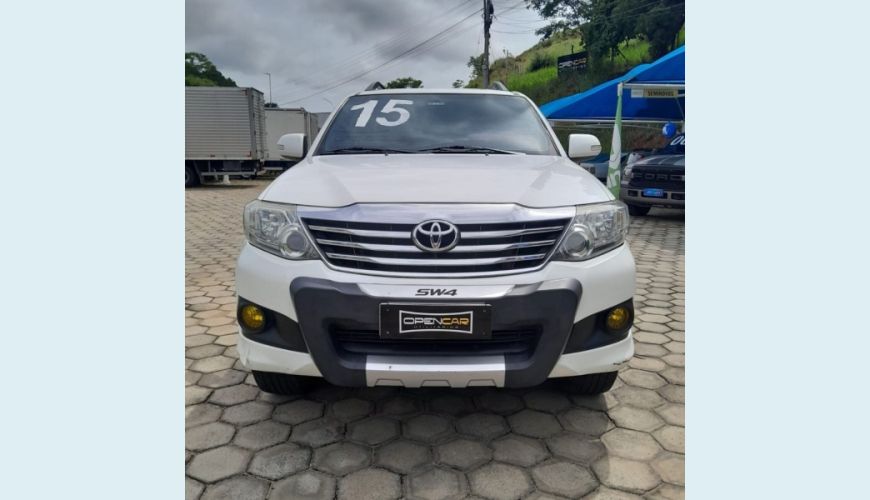 TOYOTA HILUX 2.7 SR 4X2 CD 16V FLEX 4P AUT. - BRANCO - 2015 Foto 2 (Grande)