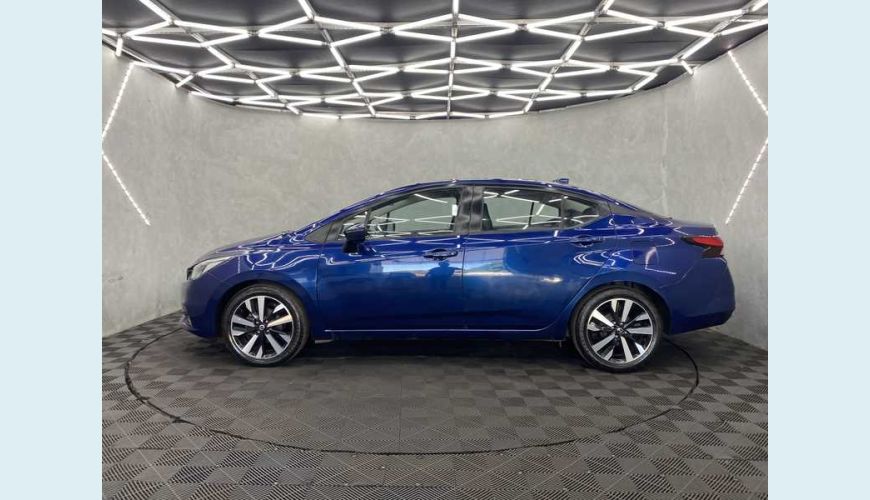 NISSAN VERSA EXCLUSIVE 1.6 (FLEX) (AUT) - AZUL - 2022 Foto 2 (Grande)