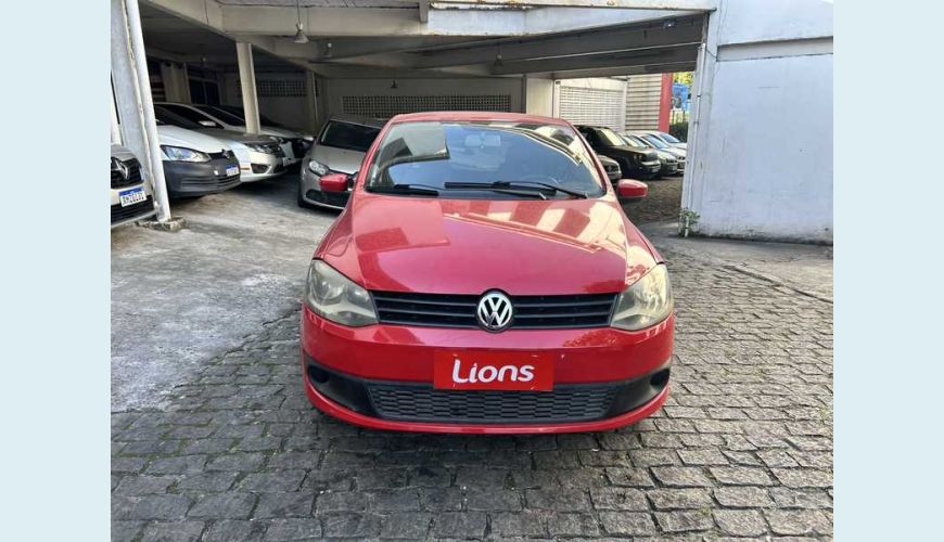 VOLKSWAGEN FOX 1.0 TEC FLEX 2P - VERMELHO - 2011 Foto 2 (Grande)