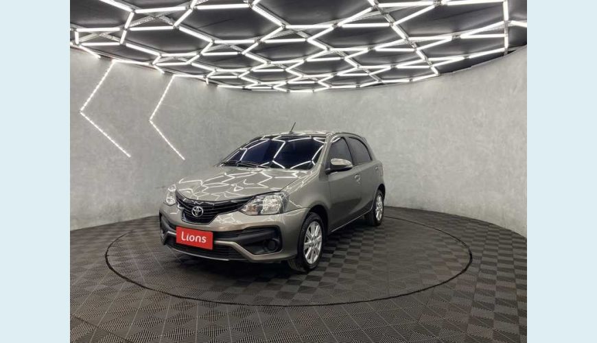 TOYOTA ETIOS X PLUS 1.5 (FLEX) - CINZA - 2019 Foto 2 (Grande)