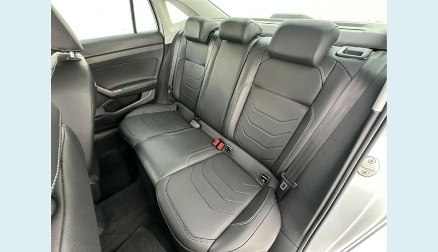 VOLKSWAGEN VIRTUS 1.0 200 TSI COMFORTLINE AUT. - CINZA - 2024 Foto 2 (Grande)