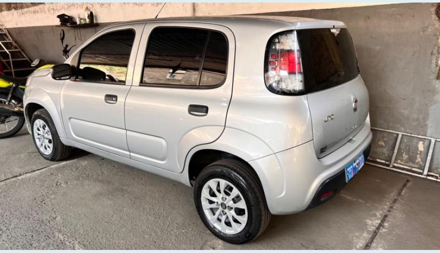FIAT UNO ATTRACTIVE 1.0 - PRATA - 2021 Foto 2 (Grande)