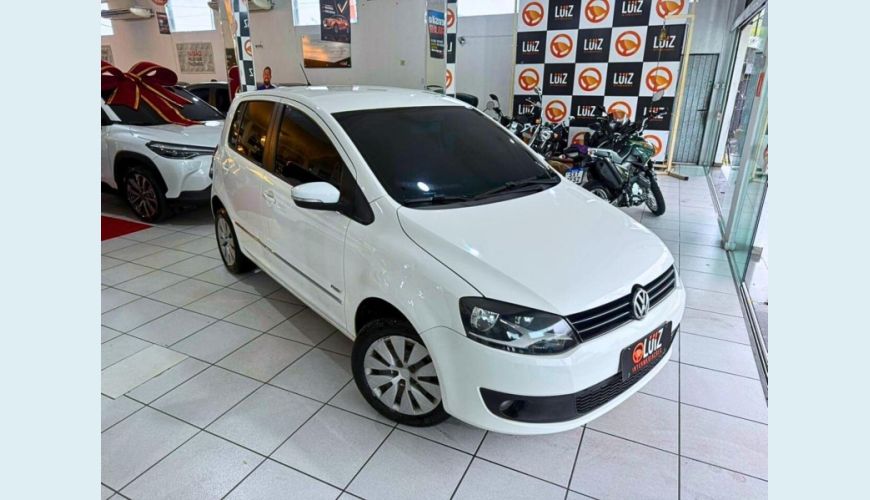 VOLKSWAGEN FOX 1.6 PRIME GII - BRANCO - 2013 Foto 2 (Grande)
