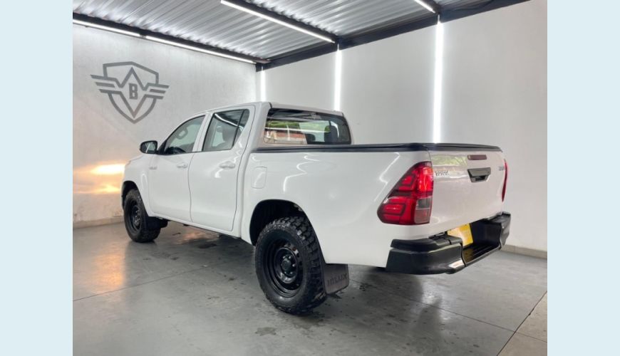 TOYOTA HILUX - BRANCO - 2020 Foto 2 (Grande)