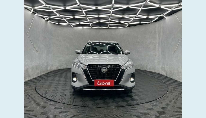 NISSAN KICKS SENSE 1.6 FLEX AUT. 4P - PRATA - 2023 Foto 2 (Grande)