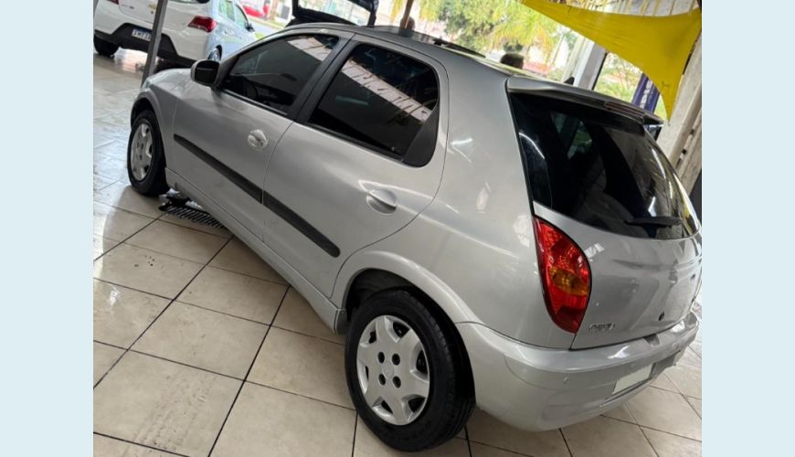 CHEVROLET CELTA SUPER 1.0 MANUAL 4P - PRATA - 2003 Foto 2 (Grande)
