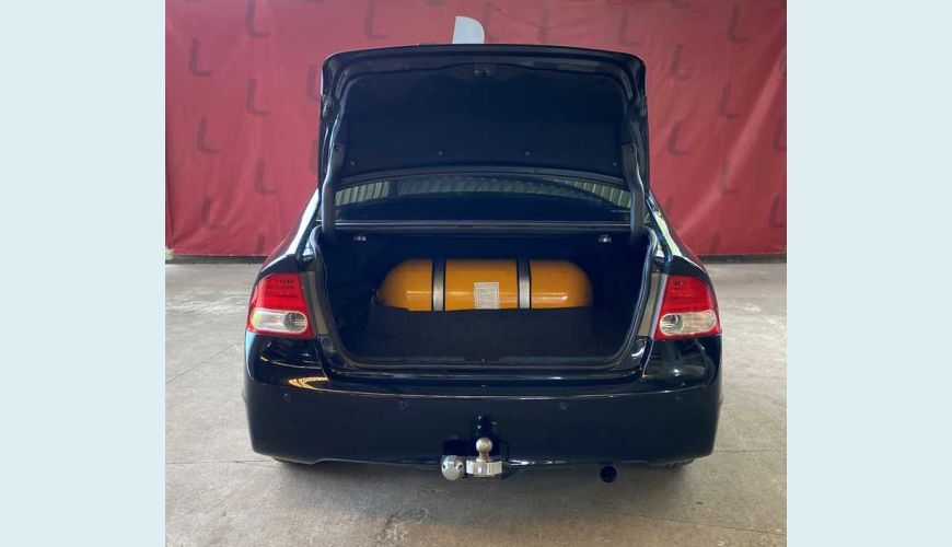 HONDA CIVIC NEW LXL 1.8 I-VTEC (COURO) (FLEX) - PRETO - 2011 Foto 2 (Grande)