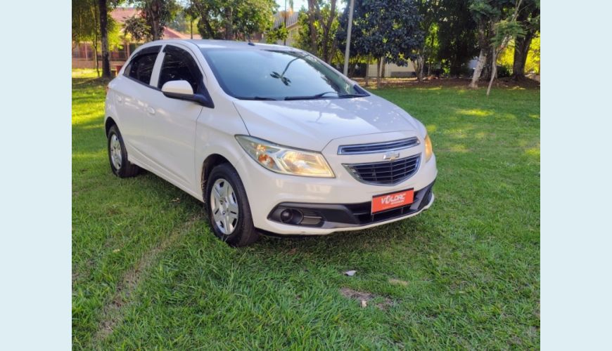 CHEVROLET ONIX FLEX MANUAL 4P - BRANCO - 2013 Foto 2 (Grande)