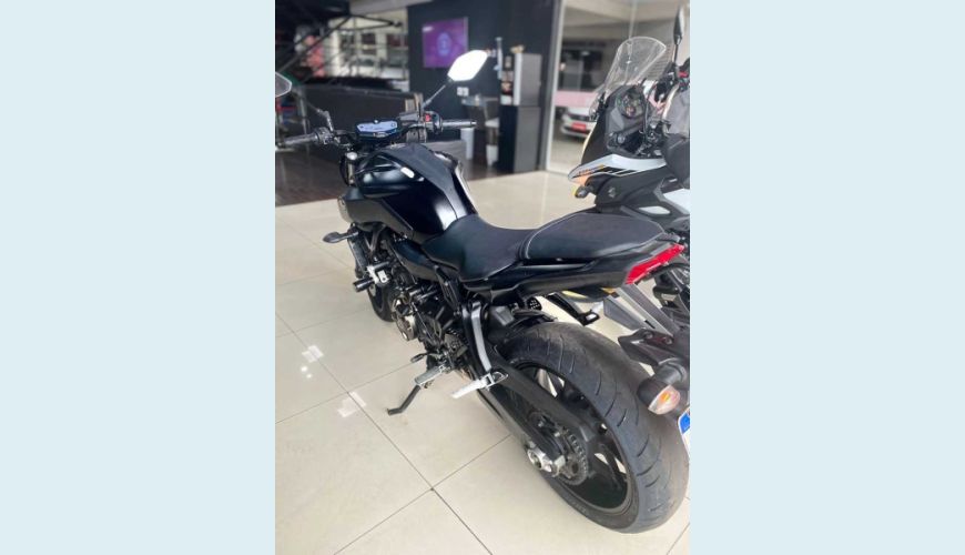 YAMAHA YAMAHA MT-07 ABS GASOLINA - PRETO - 2022 Foto 2 (Grande)