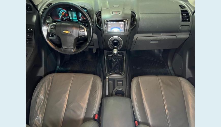 CHEVROLET S-10 LTZ FD2 FLEX MANUAL 2P - BRANCO - 2014 Foto 2 (Grande)