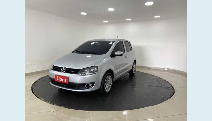 VOLKSWAGEN FOX 1.0 8V FLEX MANUAL 4P - PRATA - 2011 Foto 2 (Grande)
