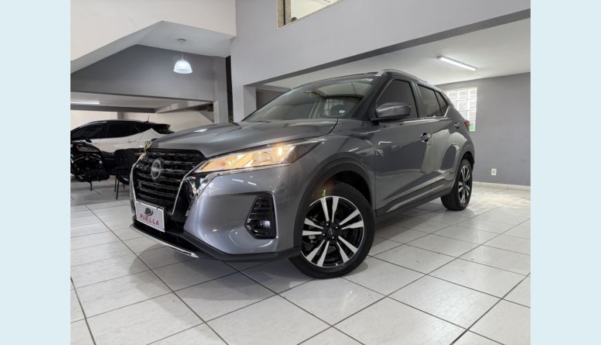 NISSAN NISSAN KICKS PLAY FLEX AUT. 4P - CINZA - 2025 Foto 2 (Grande)