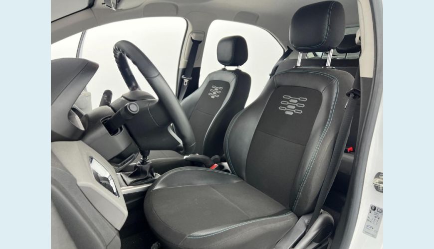 CHEVROLET ONIX LT 1.4 FLEX MANUAL 4P - BRANCO - 2019 Foto 2 (Grande)