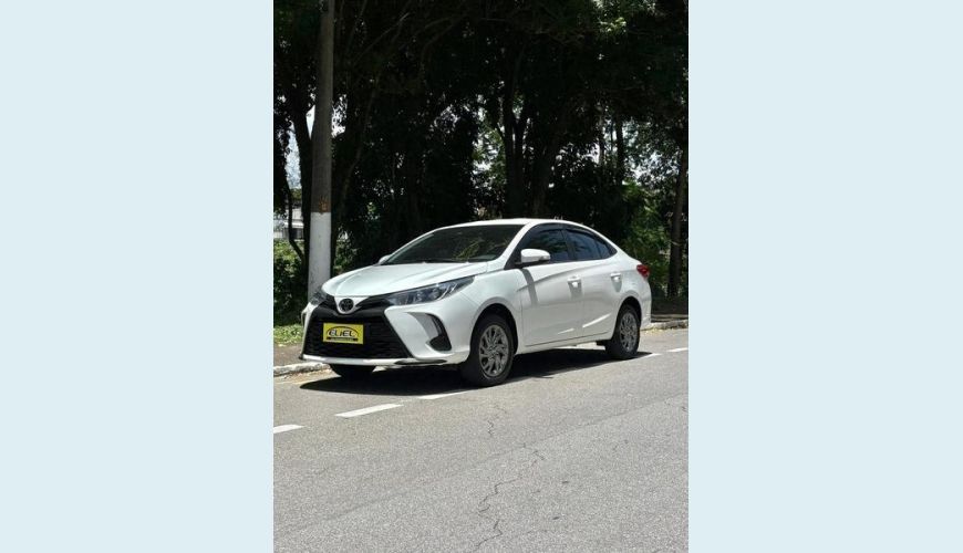 TOYOTA YARIS SA XS 1.5 FLEX AUT. 4P - BRANCO - 2024 Foto 2 (Grande)