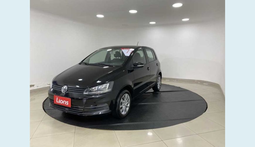VOLKSWAGEN FOX TRENDLINE 1.0 MPI FLEX MANUAL 4P - PRETO - 2017 Foto 2 (Grande)