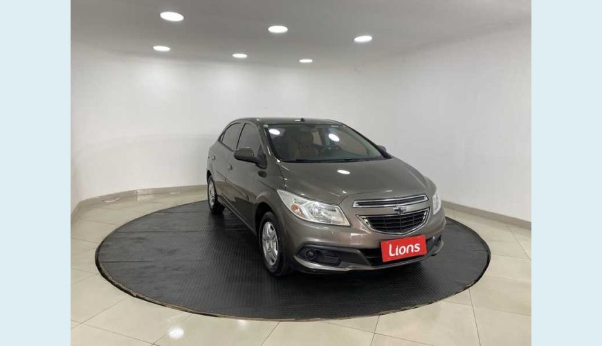 CHEVROLET ONIX LS 1.0 FLEX MANUAL 4P - CINZA - 2013 Foto 2 (Grande)