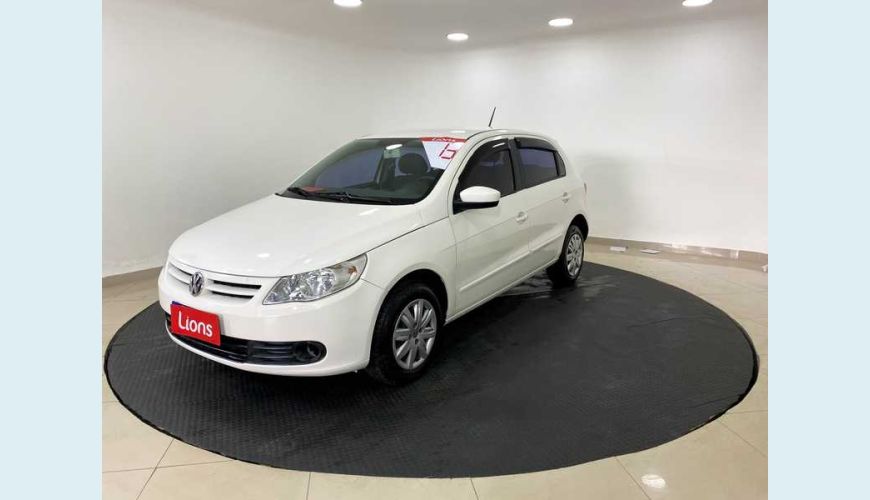 VOLKSWAGEN GOL 1.0 MI TOTAL FLEX 8V 4P - BRANCO - 2013 Foto 2 (Grande)