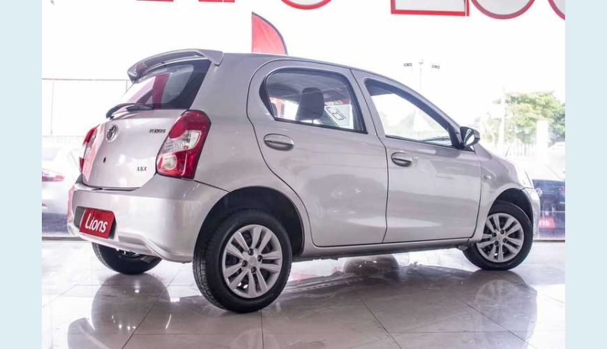 TOYOTA ETIOS X 1.3 FLEX MANUAL 4P - PRATA - 2018 Foto 2 (Grande)