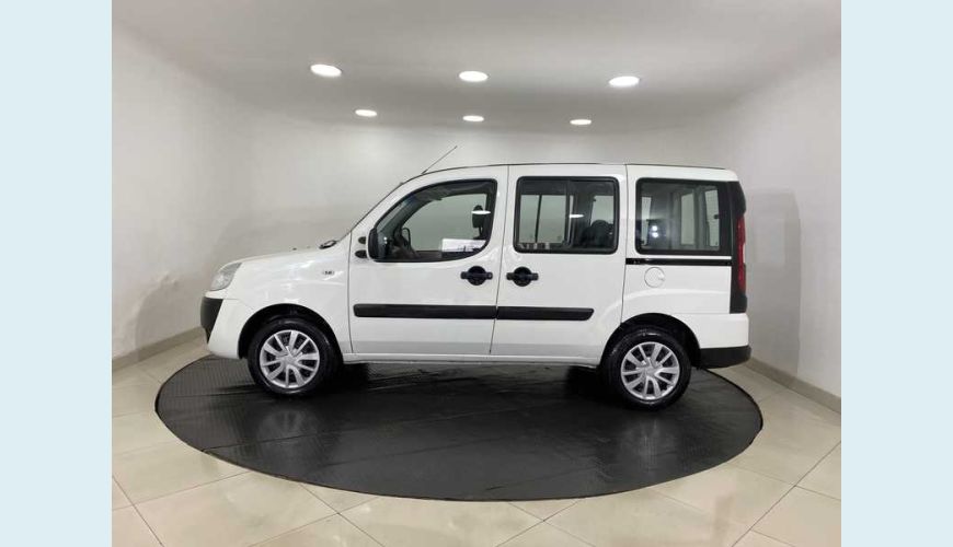 FIAT FIAT DOBLO ESSENCE 1.8 FLEX MANUAL 4P - BRANCO - 2018 Foto 2 (Grande)