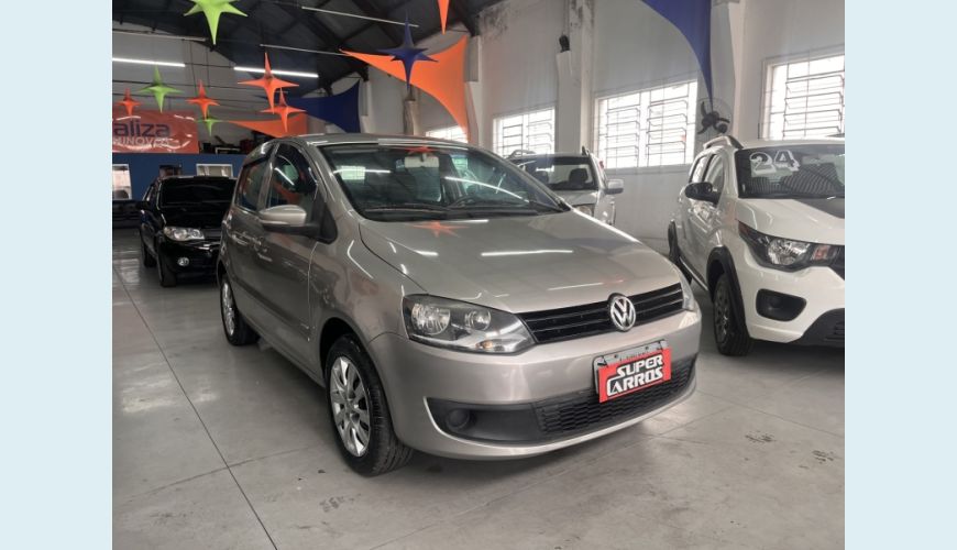 VOLKSWAGEN FOX - PRATA - 2011 Foto 2 (Grande)