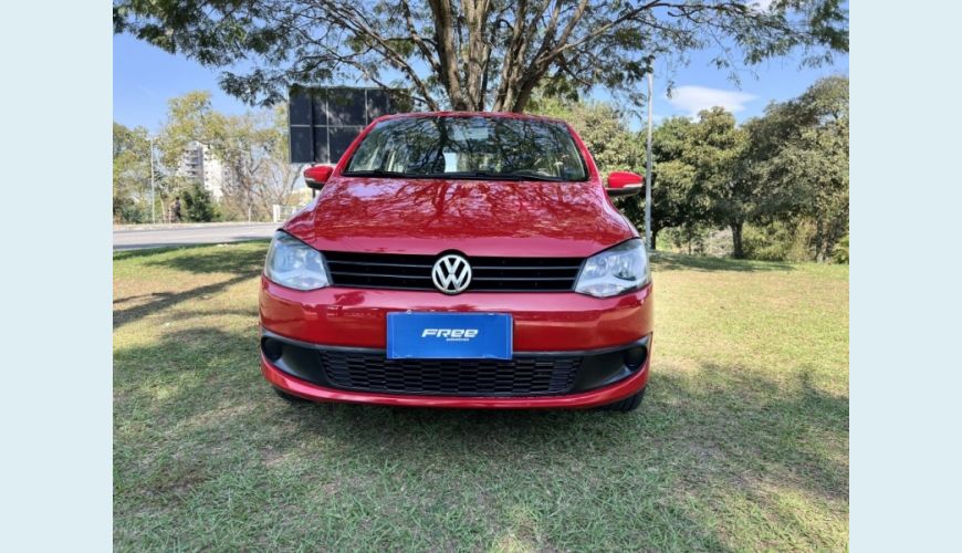 VOLKSWAGEN FOX - VERMELHO - 2013 Foto 2 (Grande)