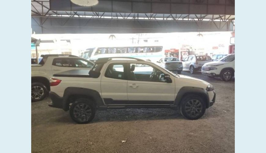FIAT STRADA 1.8 MPI ADVENTURE CD 16V FLEX 3P MANUAL - BRANCO - 2020 Foto 3 (Grande)