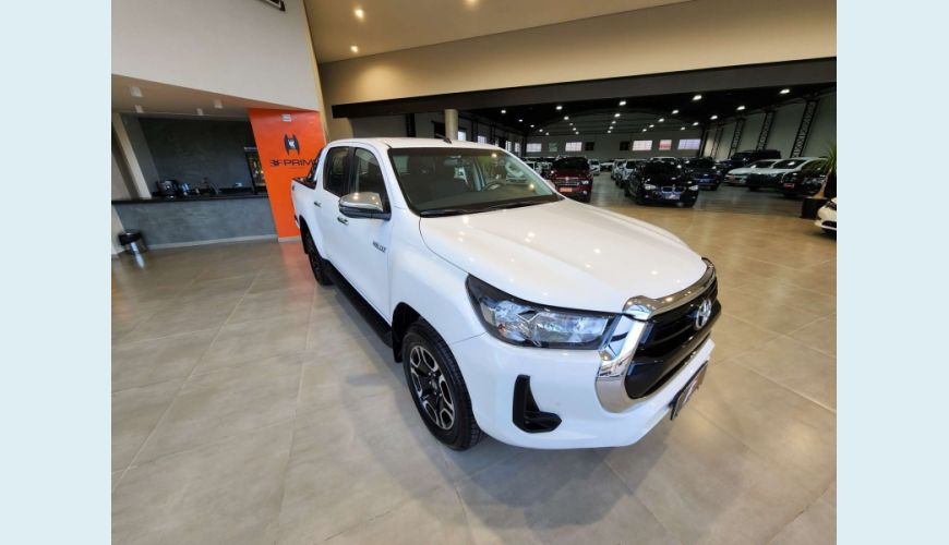 TOYOTA HILUX 2.8 D-4D TURBO DIESEL CD SRV 4X4 AUT. - BRANCO - 2022 Foto 3 (Grande)