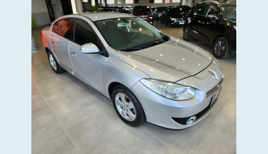 RENAULT FLUENCE 2.0 DYNAMIQUE 16V FLEX 4P MANUAL - PRATA - 2013 Foto 3 (Grande)
