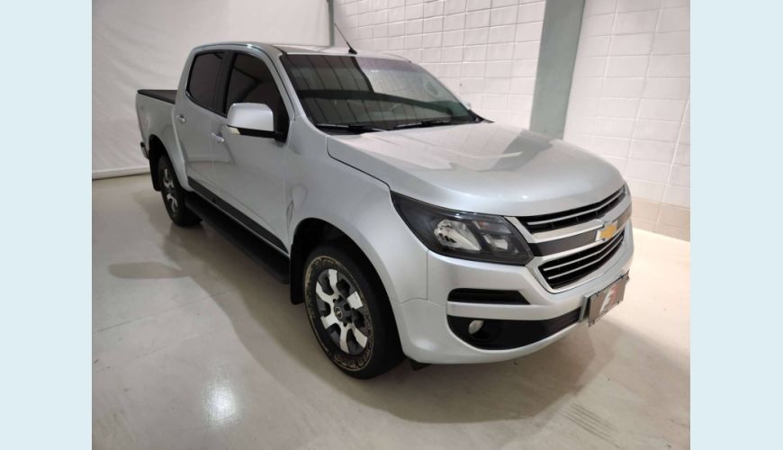 CHEVROLET S-10 2.8 LT 4X4 CD 16V TURBO DIESEL 4P AUT. - PRATA - 2017 Foto 3 (Grande)
