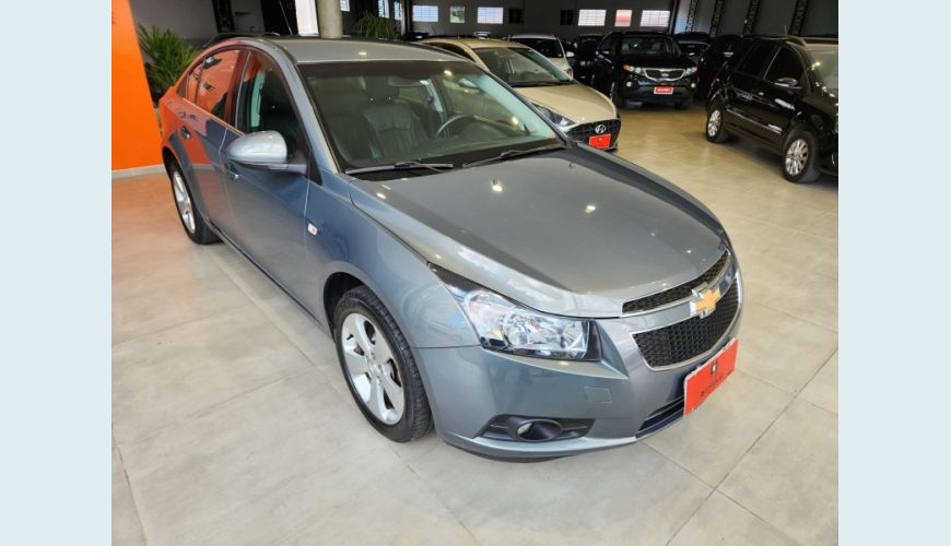 CHEVROLET CRUZE 1.8 LT 16V FLEX 4P AUT. - CINZA - 2013 Foto 3 (Grande)