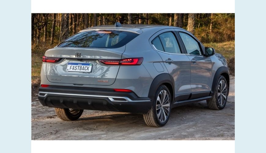 FIAT FASTBACK 1.0 TURBO 200 FLEX AUDACE CVT - INDEFINIDA - 2023 Foto 3 (Grande)