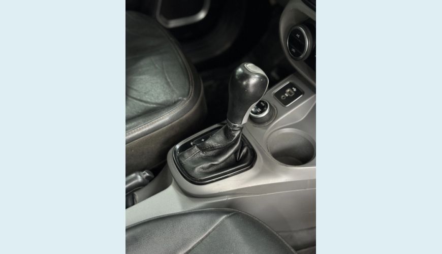 FIAT TORO 2.0 16V TURBO DIESEL VOLCANO 4WD AT9 - BRANCO - 2017 Foto 3 (Grande)