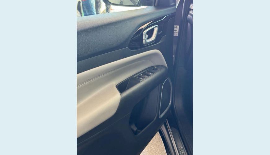 JEEP COMMANDER 1.3 T270 TURBO FLEX LIMITED AT6 - CINZA - 2022 Foto 3 (Grande)