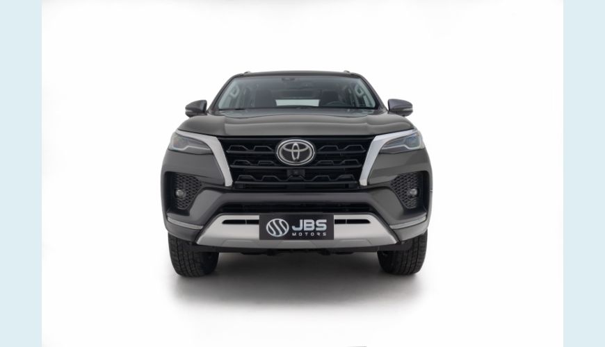 TOYOTA HILUX SW4 2.8 D-4D TURBO DIESEL SRX 7L 4X4 AUT. - CINZA - 2022 Foto 3 (Grande)