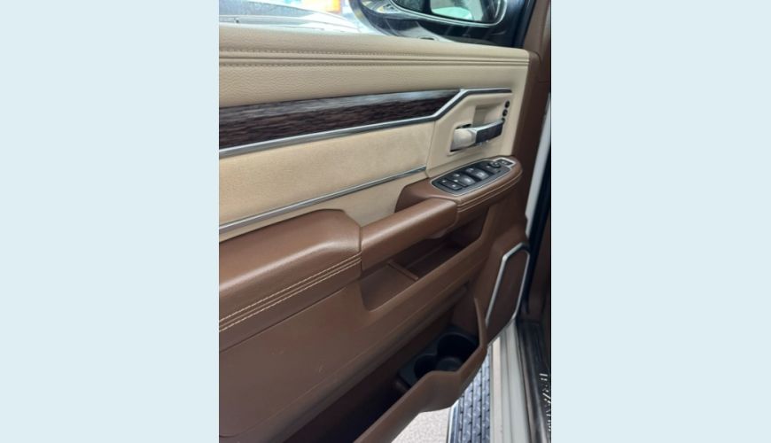 DODGE 2500 6.7 I6 TURBO DIESEL LARAMIE CD 4X4 AUT. - BRANCO - 2021 Foto 3 (Grande)