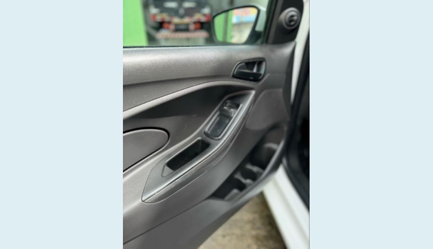 FORD KA 1.0 TI-VCT FLEX SE MANUAL - BRANCO - 2020 Foto 3 (Grande)