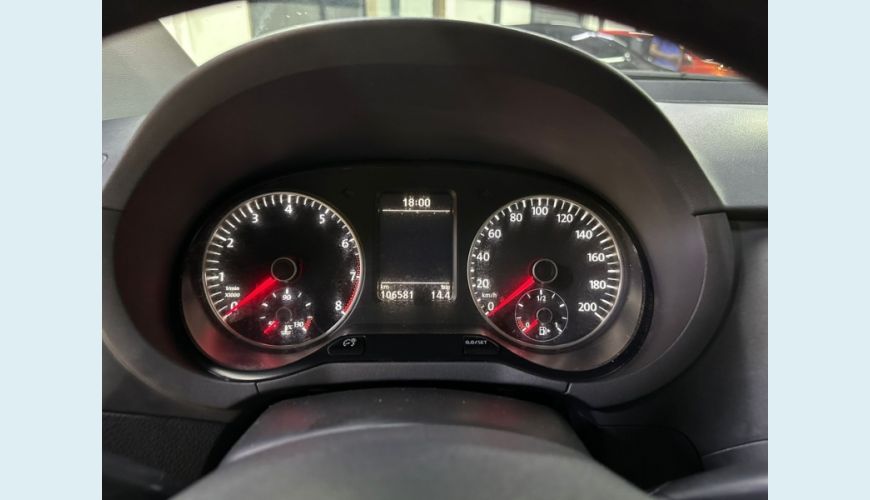 VOLKSWAGEN FOX 1.0 MI 8V FLEX 4P MANUAL - N/D - 2014 Foto 3 (Grande)