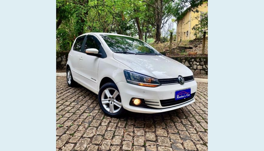 VOLKSWAGEN FOX COMFORTLINE 1.6 MSI - BRANCO - 2016 Foto 3 (Grande)