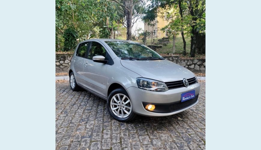 VOLKSWAGEN FOX I-TREND 1.6 MANUAL - PRATA - 2014 Foto 3 (Grande)