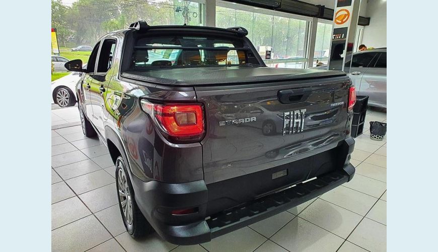 FIAT STRADA FREEDOM CD 1.3 FLEX MANUAL - CINZA - 2025 Foto 3 (Grande)