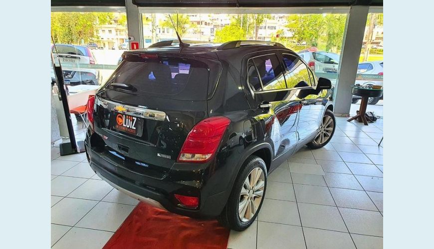 CHEVROLET TRACKER PREMIER - PRETO - 2018 Foto 3 (Grande)