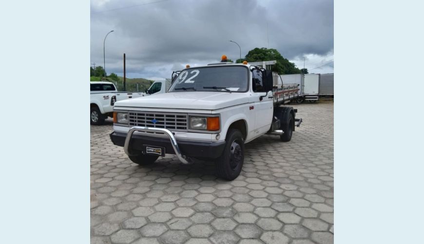 CHEVROLET D-40 CARROCERIA + ASSA DELTA REBOQUE - BRANCO - 1992 Foto 3 (Grande)