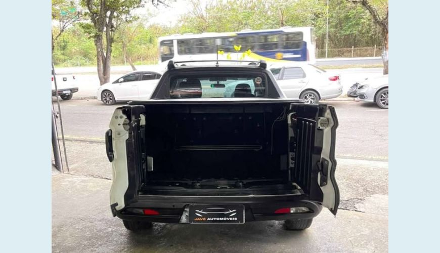 FIAT TORO FREEDOM 1.8 16V FLEX AUT. - BRANCO - 2018 Foto 3 (Grande)