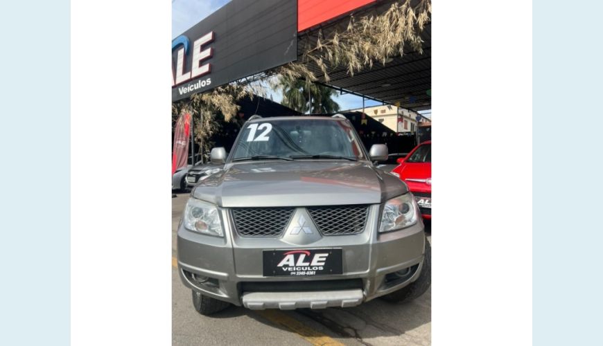 MITSUBISHI PAJERO TR4 - PRATA - 2013 Foto 3 (Grande)