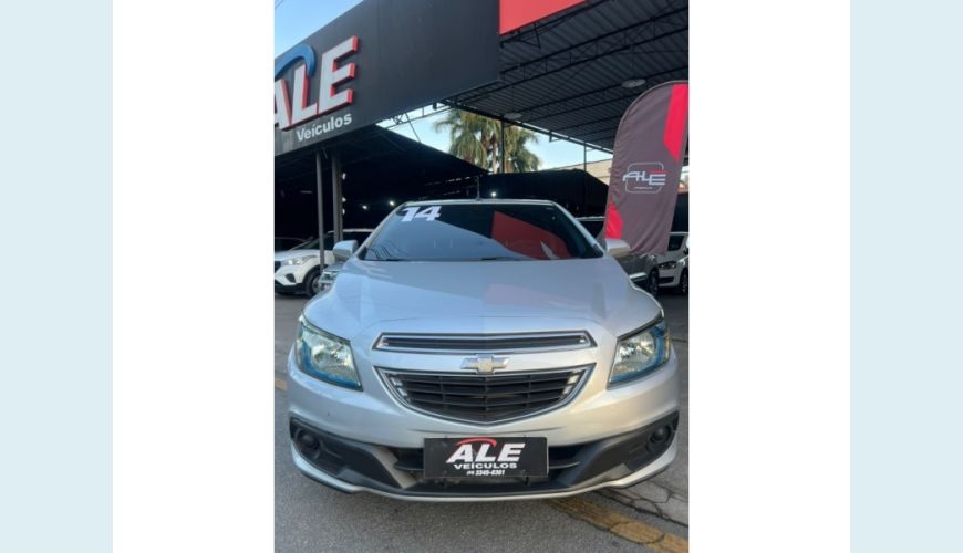 CHEVROLET PRISMA - PRATA - 2014 Foto 3 (Grande)