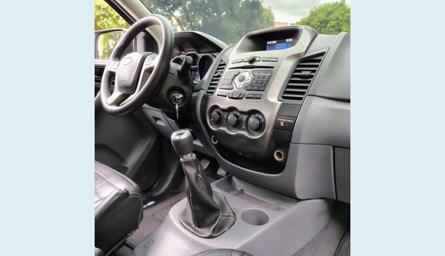 FORD RANGER XLS CS2 25 - PRATA - 2014 Foto 3 (Grande)