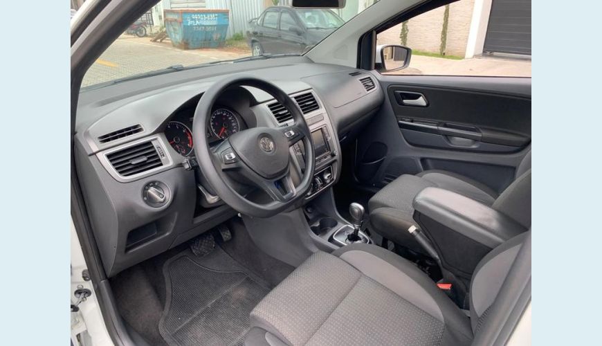 VOLKSWAGEN FOX CONNECT SB - BRANCO - 2019 Foto 3 (Grande)